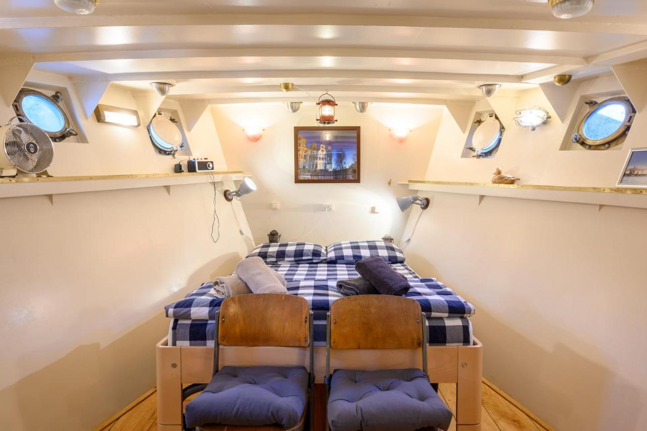 Boatapartment Animathor On Top Location Roterdão Exterior foto
